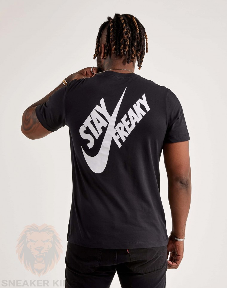 Футболка Nike stay freaky logo t-shirt FD0076-010